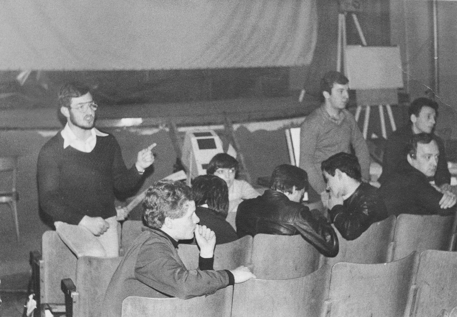 1977 - Gruppo teatrale - Mi chiamo Sandro e ho 20 anni
